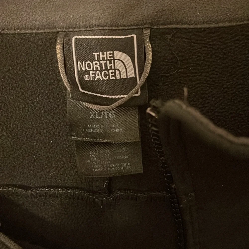 The North Face Men's Black Softshell Jacket